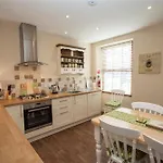 Acorn Nyaraló